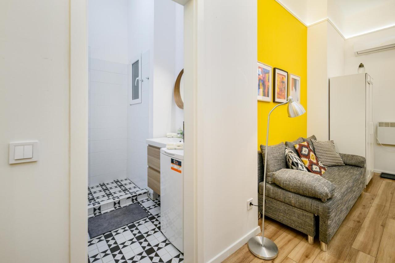 Stylish Yellow Suite In The Heart Of Budapest Exteriör bild